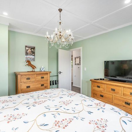 Bayview Valley Lodge Bed & Breakfast Whitianga Exteriér fotografie